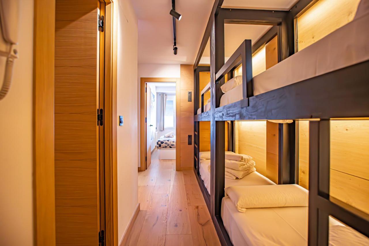 Holidays, Edificio Serraneu, Sierra Nevada 4 Personas Y Parking Zewnętrze zdjęcie